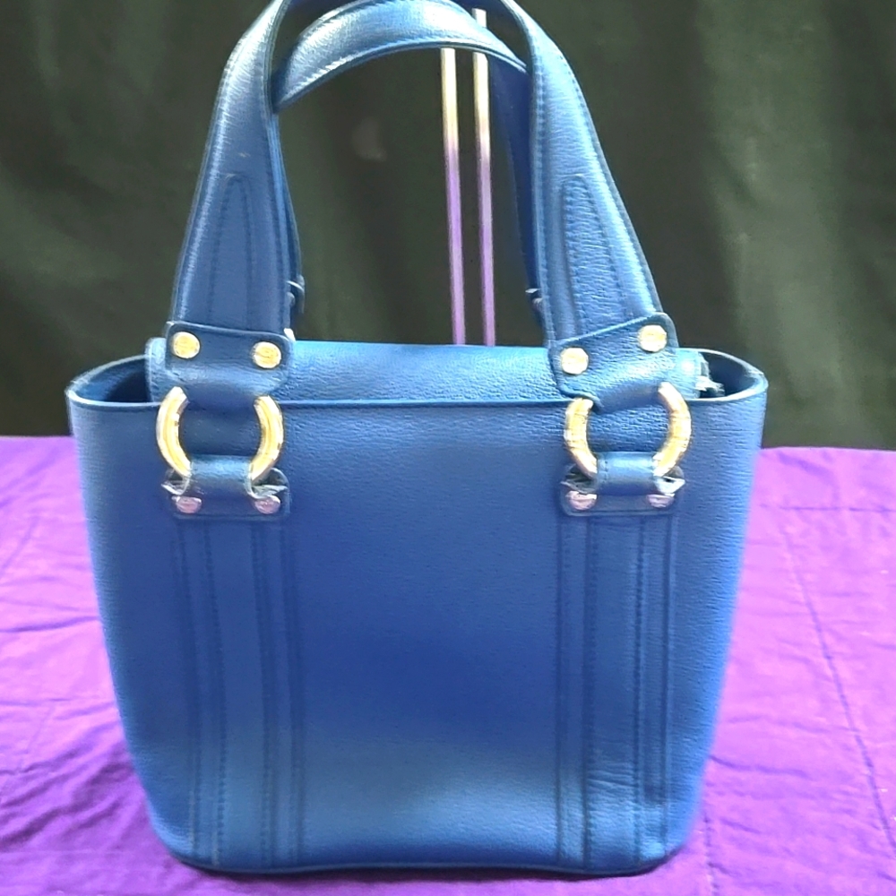 EUC MCM ROYAL BLUE LEATHER FLAP TOTE BUCKET BAG - Picture 2 of 13